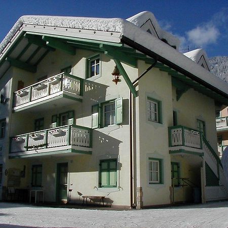 Апартаменты Ciapia Кампителло-ди-Фасса Экстерьер фото
